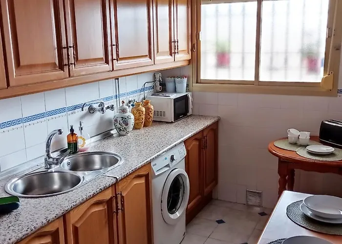 Doctor Galvez Ginachero Con Piscina 丰希罗拉